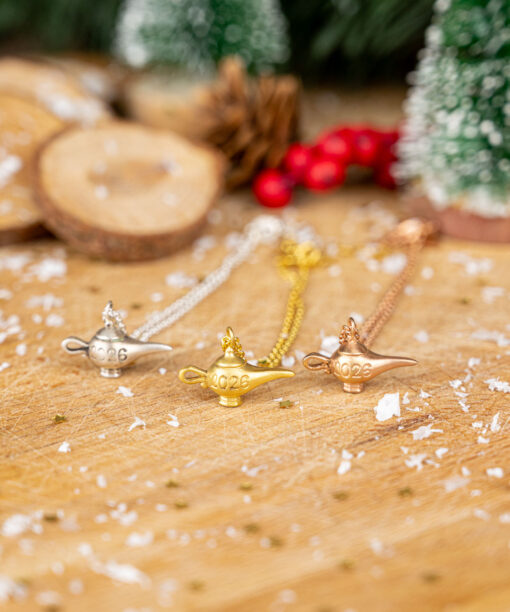 Κρεμαστό Γούρι Λυχνάρι '26